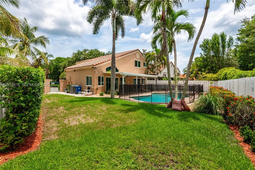 1397 Harbour Side Dr #1397 Weston, FL 33326
