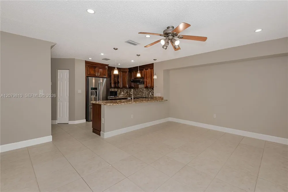 1397 Harbour Side Dr #1397 Weston, FL 33326