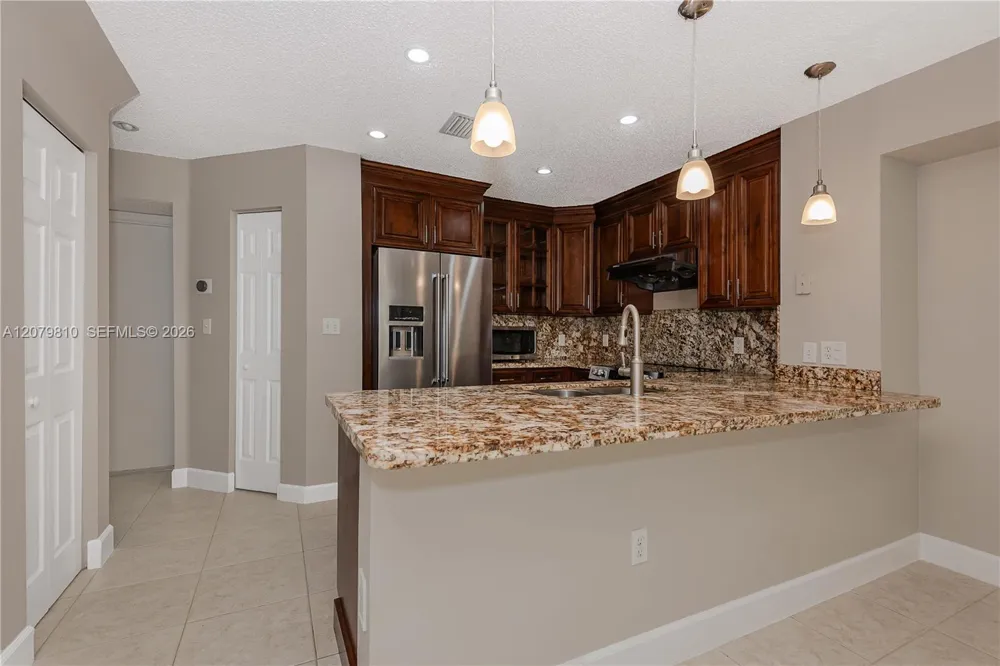1397 Harbour Side Dr #1397 Weston, FL 33326