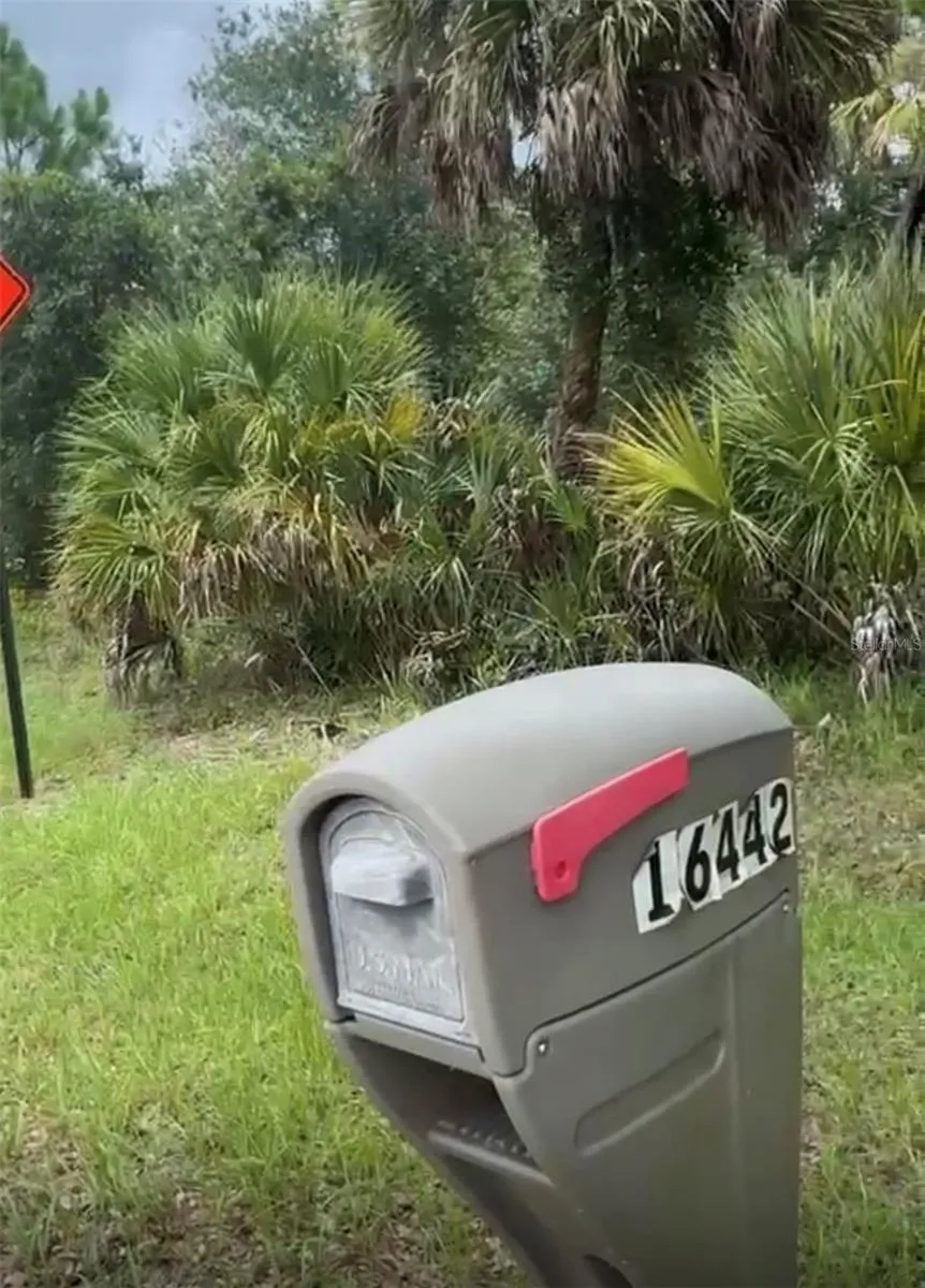 16443 CHAMBERLAIN BOULEVARD Port Charlotte, FL 33954