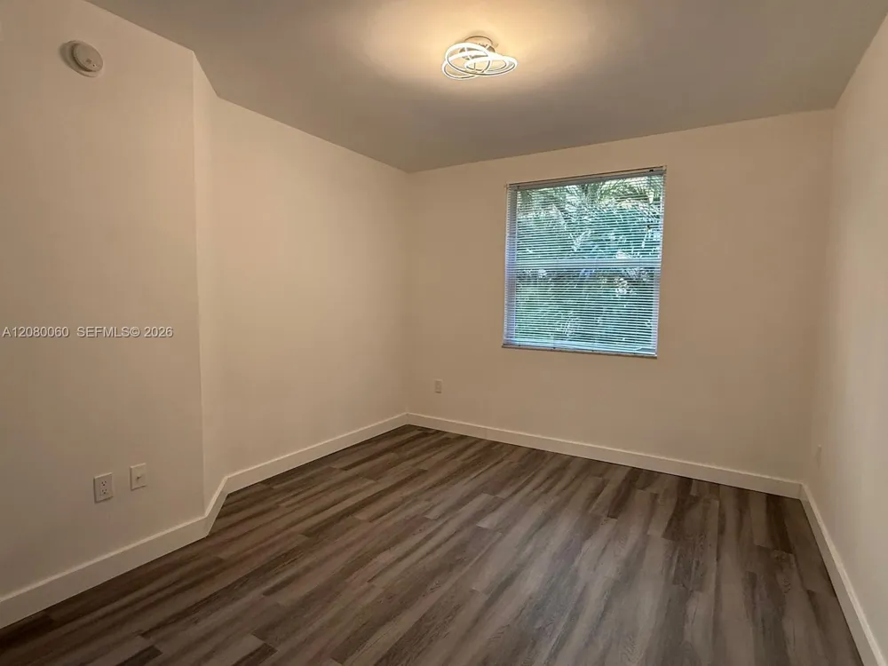 17150 Bay Rd #2201 Sunny Isles Beach, FL 33160