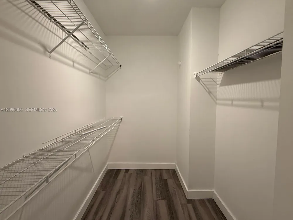 17150 Bay Rd #2201 Sunny Isles Beach, FL 33160
