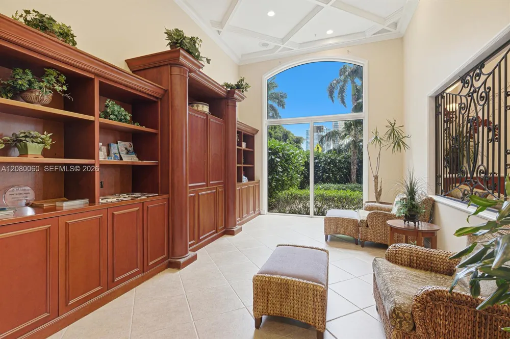 17150 Bay Rd #2201 Sunny Isles Beach, FL 33160