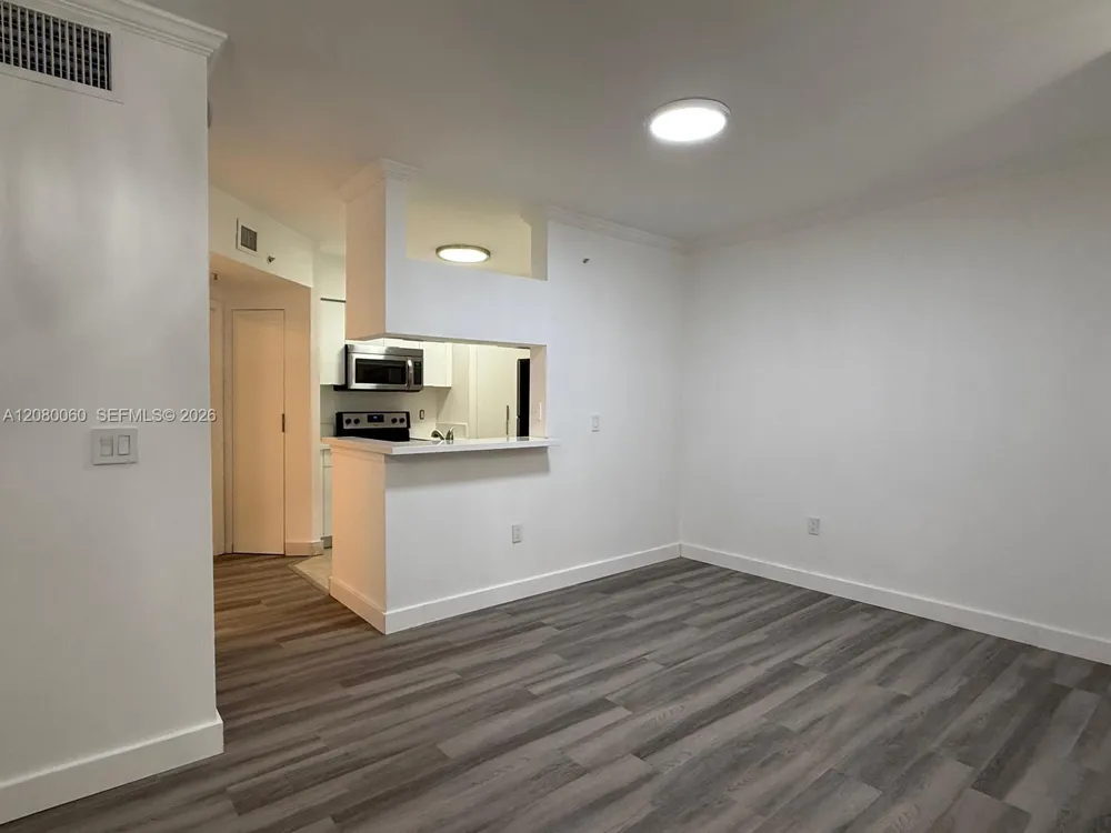 17150 Bay Rd #2201 Sunny Isles Beach, FL 33160