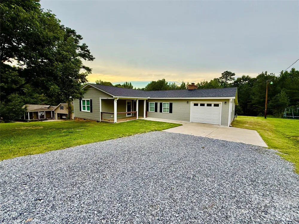 2213 Balmy Court Lancaster, SC 29720