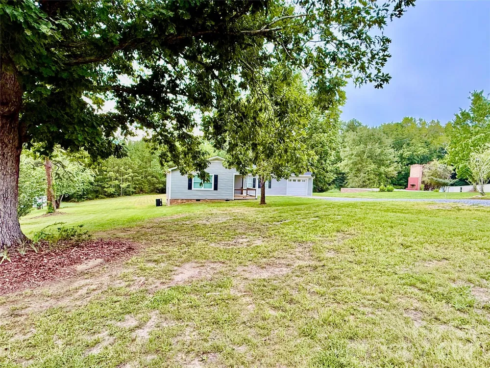 2213 Balmy Court Lancaster, SC 29720