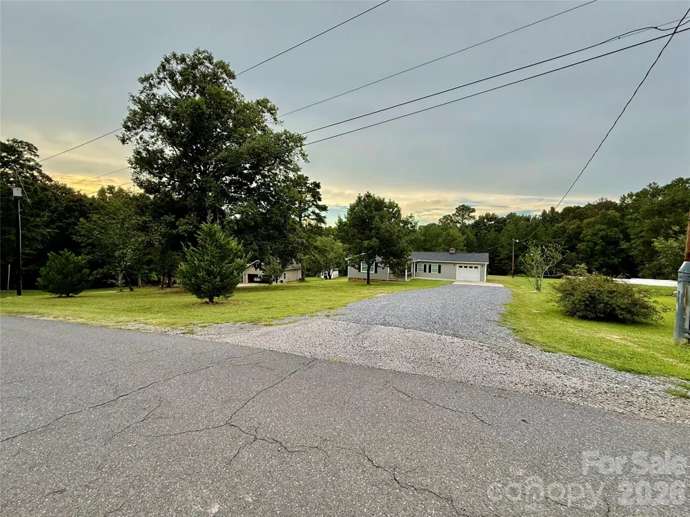 2213 Balmy Court Lancaster, SC 29720