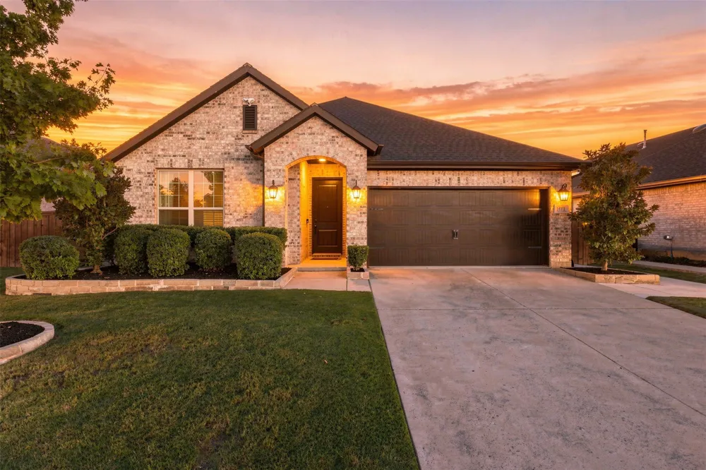 1612 Ranger Road Aubrey, TX 76227