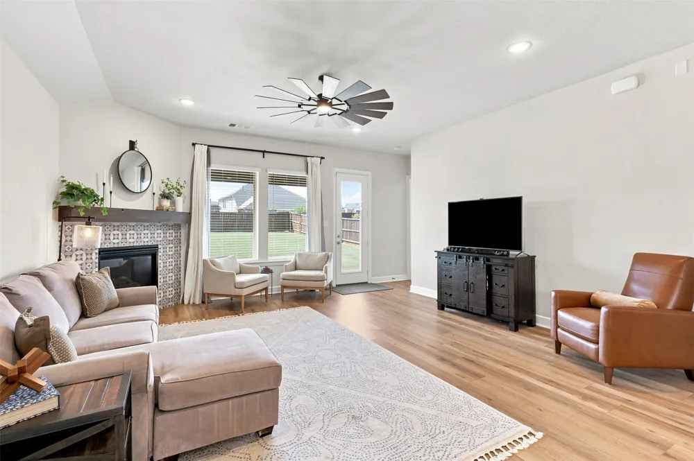 1612 Ranger Road Aubrey, TX 76227