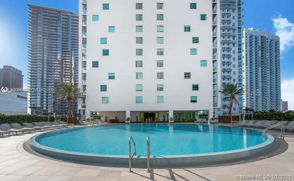 55 SE 6th St #2304 Miami, FL 33131