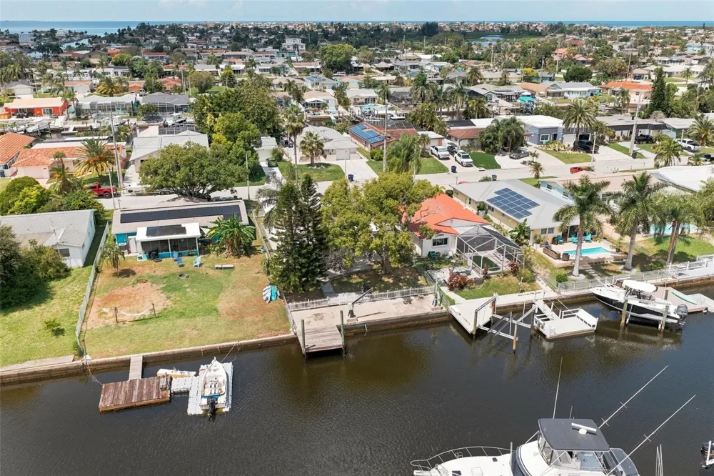 4920 PELICAN DRIVE New Port Richey, FL 34652