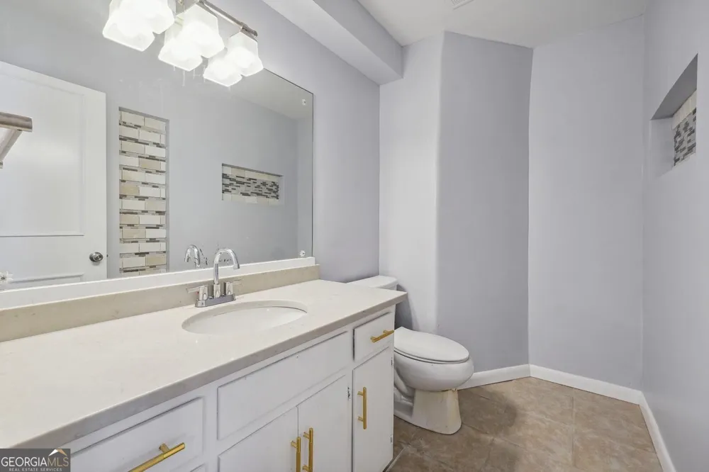 5249 Golf Valley WAY Stone Mountain, GA 30088