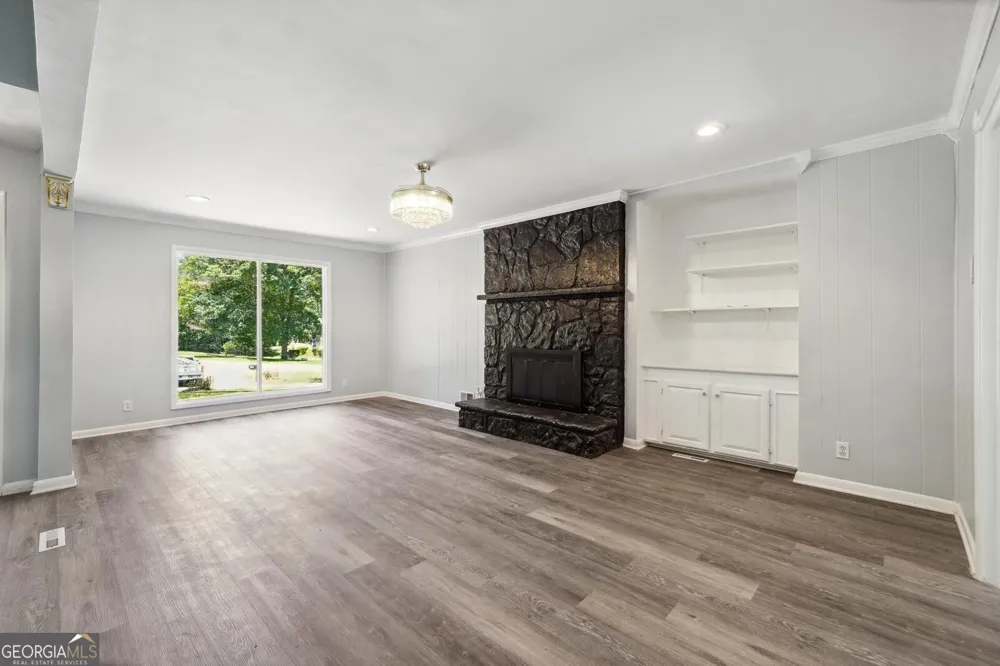 5249 Golf Valley WAY Stone Mountain, GA 30088