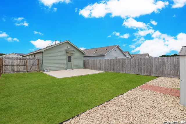 9447 Tarbutton Trl San Antonio, TX 78211