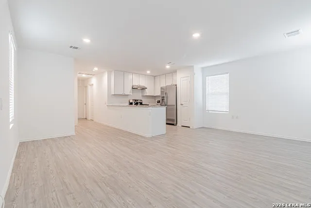 9447 Tarbutton Trl San Antonio, TX 78211
