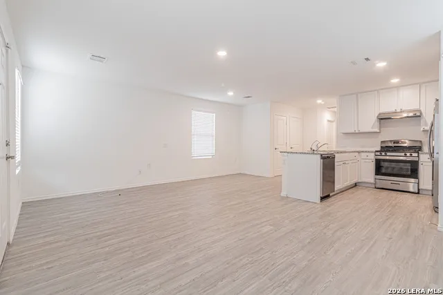 9447 Tarbutton Trl San Antonio, TX 78211