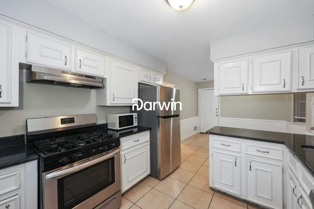 2404 Dalgreen Drive Plano, TX 75075