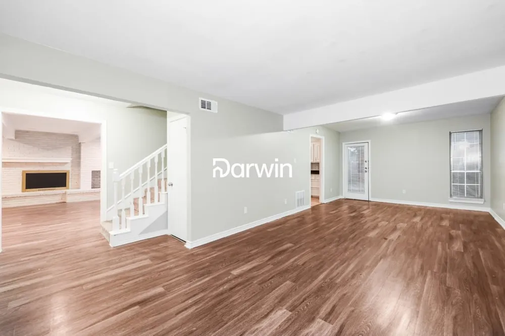2404 Dalgreen Drive Plano, TX 75075