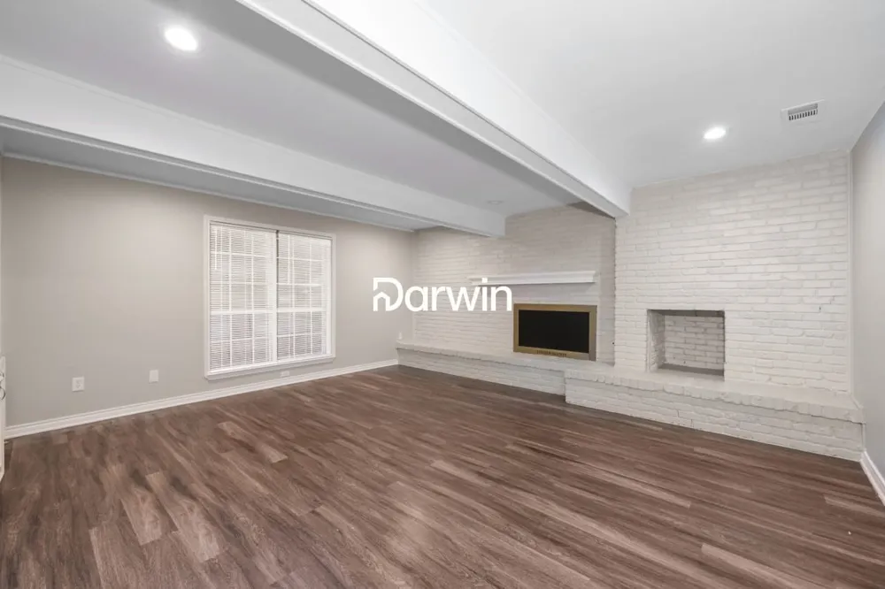 2404 Dalgreen Drive Plano, TX 75075