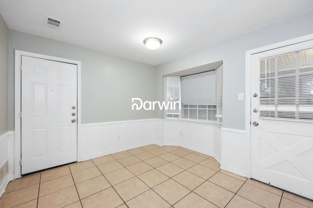 2404 Dalgreen Drive Plano, TX 75075