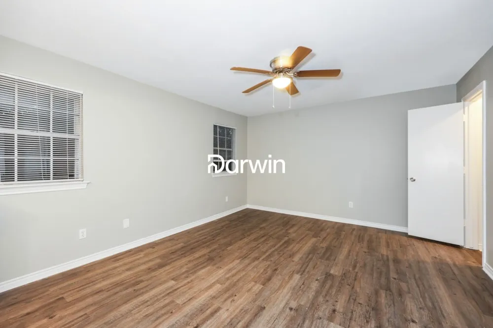 2404 Dalgreen Drive Plano, TX 75075