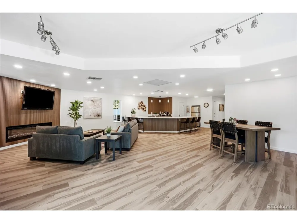 5995 E Iliff Avenue #214 Denver, CO 80222