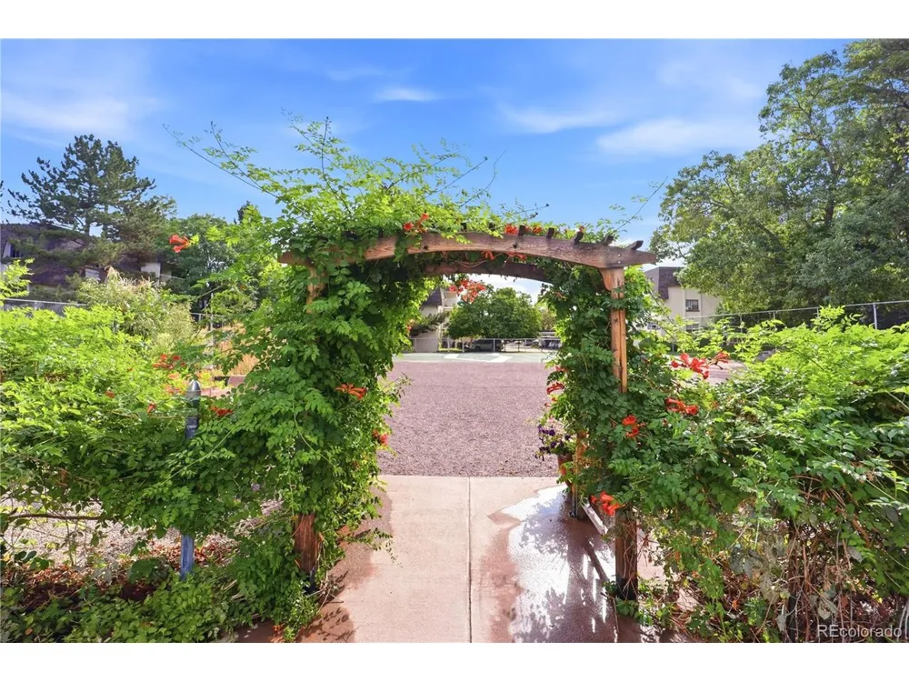 5995 E Iliff Avenue #214 Denver, CO 80222