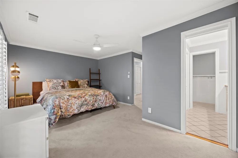 7516 Olympia Drive Houston, TX 77063