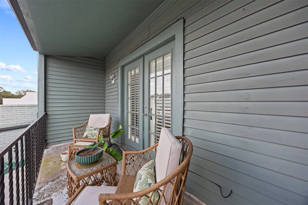 7516 Olympia Drive Houston, TX 77063