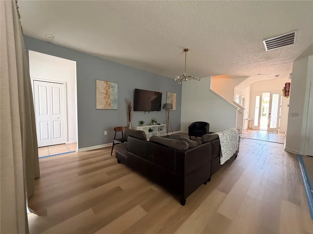 280 BALLO DRIVE Kissimmee, FL 34746