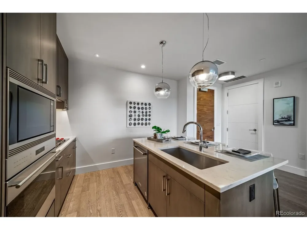 155 Steele Street #812 Denver, CO 80206