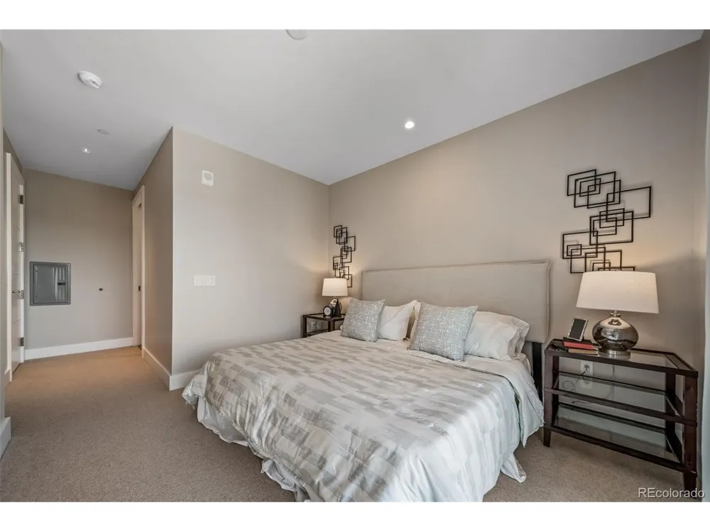 155 Steele Street #812 Denver, CO 80206