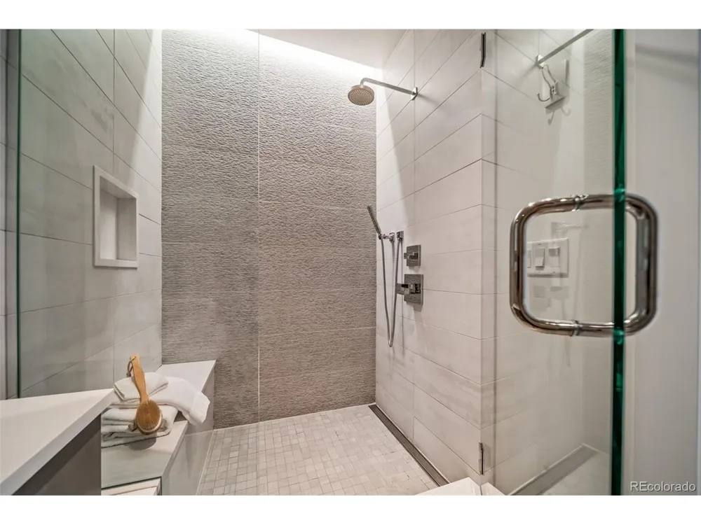 155 Steele Street #812 Denver, CO 80206