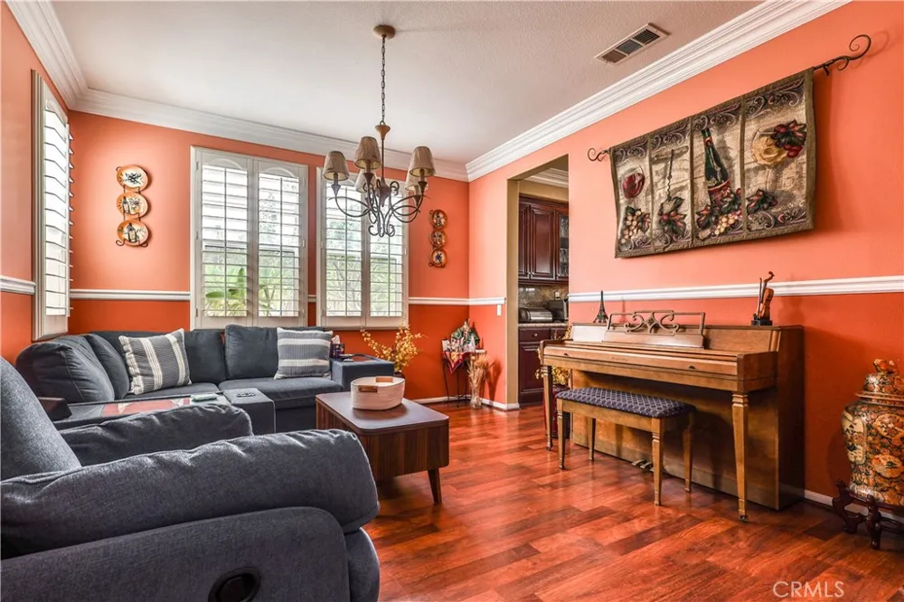 1886 Richards Upland, CA 91784