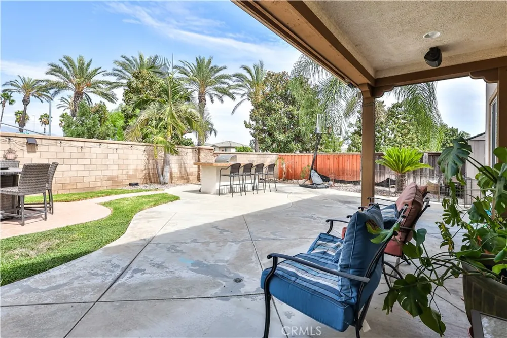 1886 Richards Upland, CA 91784