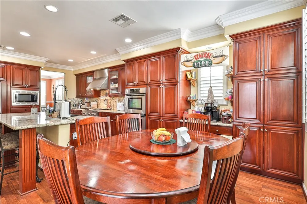 1886 Richards Upland, CA 91784