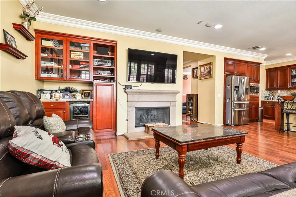 1886 Richards Upland, CA 91784