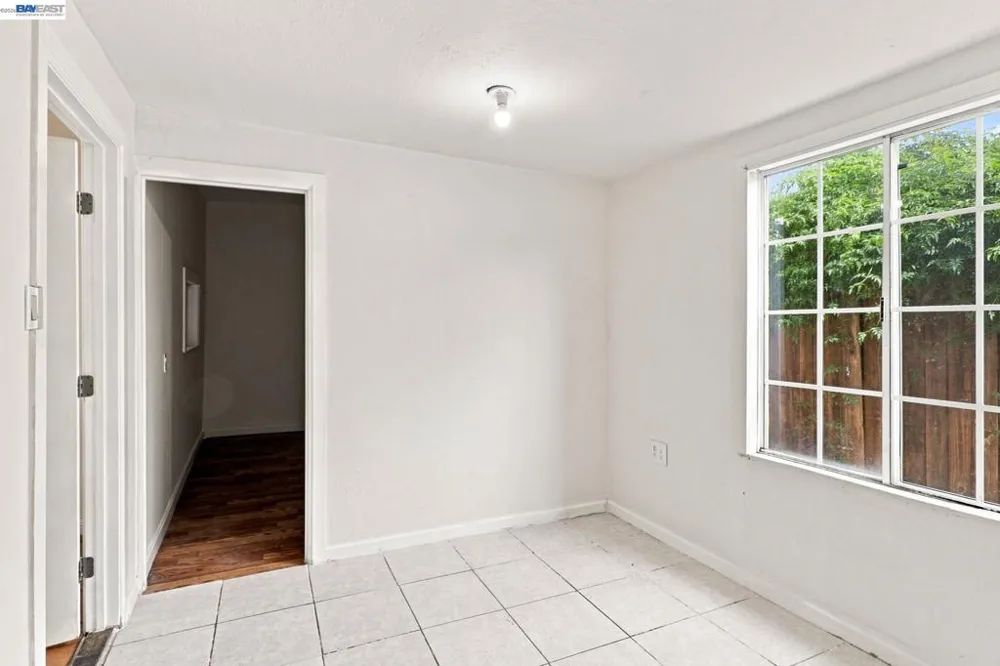 824 Moraga Dr San Leandro, CA 94578