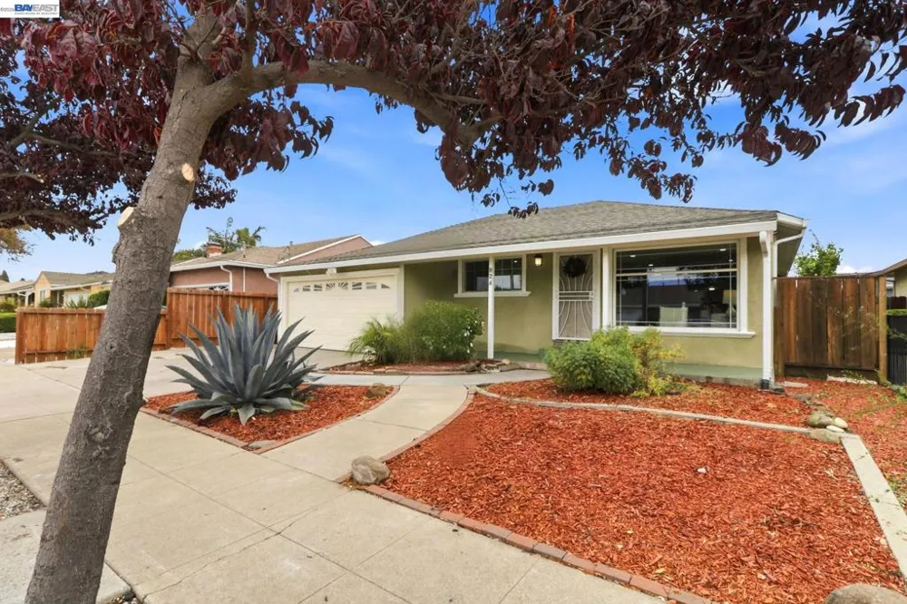 824 Moraga Dr San Leandro, CA 94578