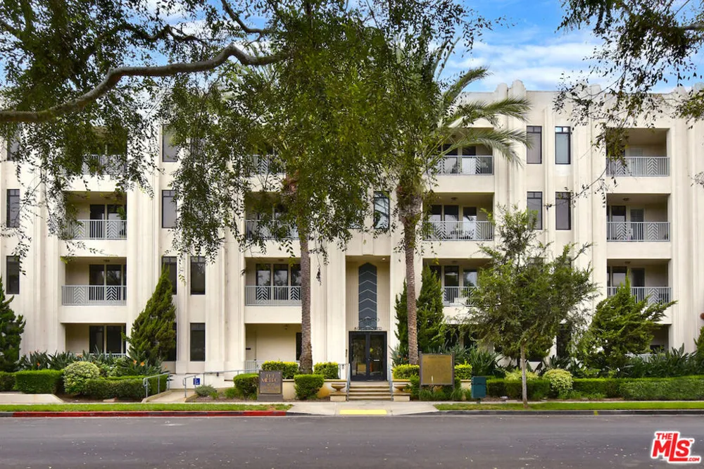 5625 Crescent Parkway #109 Playa Vista, CA 90094