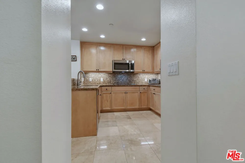 5625 Crescent Parkway #109 Playa Vista, CA 90094