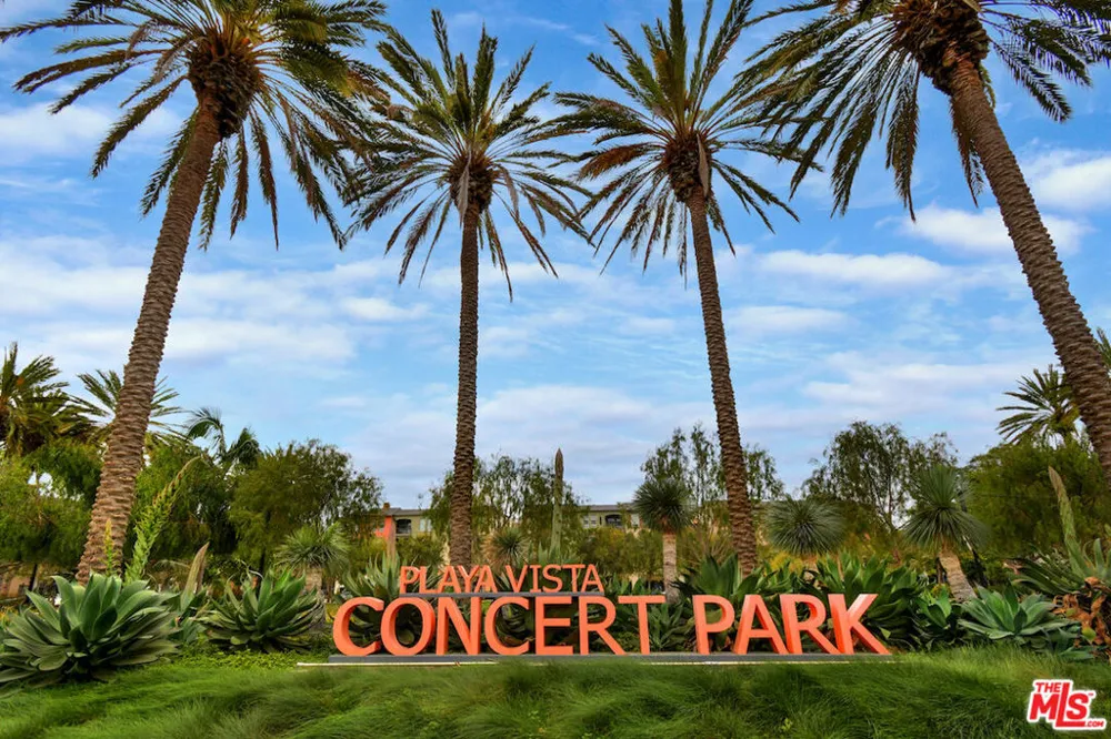 5625 Crescent Parkway #109 Playa Vista, CA 90094