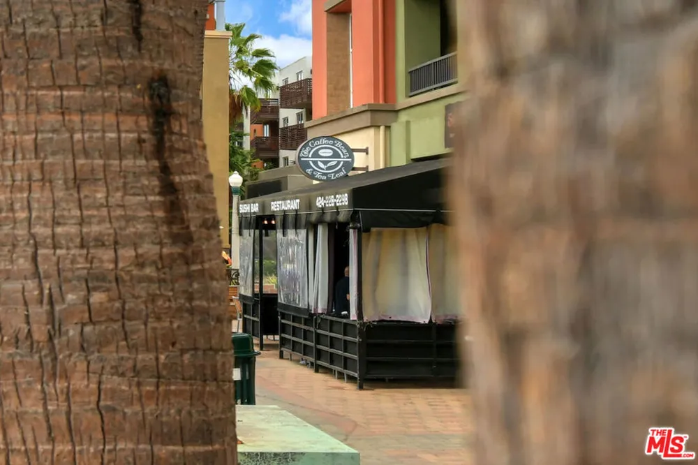 5625 Crescent Parkway #109 Playa Vista, CA 90094