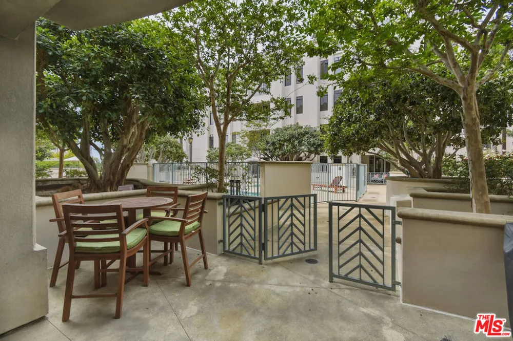 5625 Crescent Parkway #109 Playa Vista, CA 90094