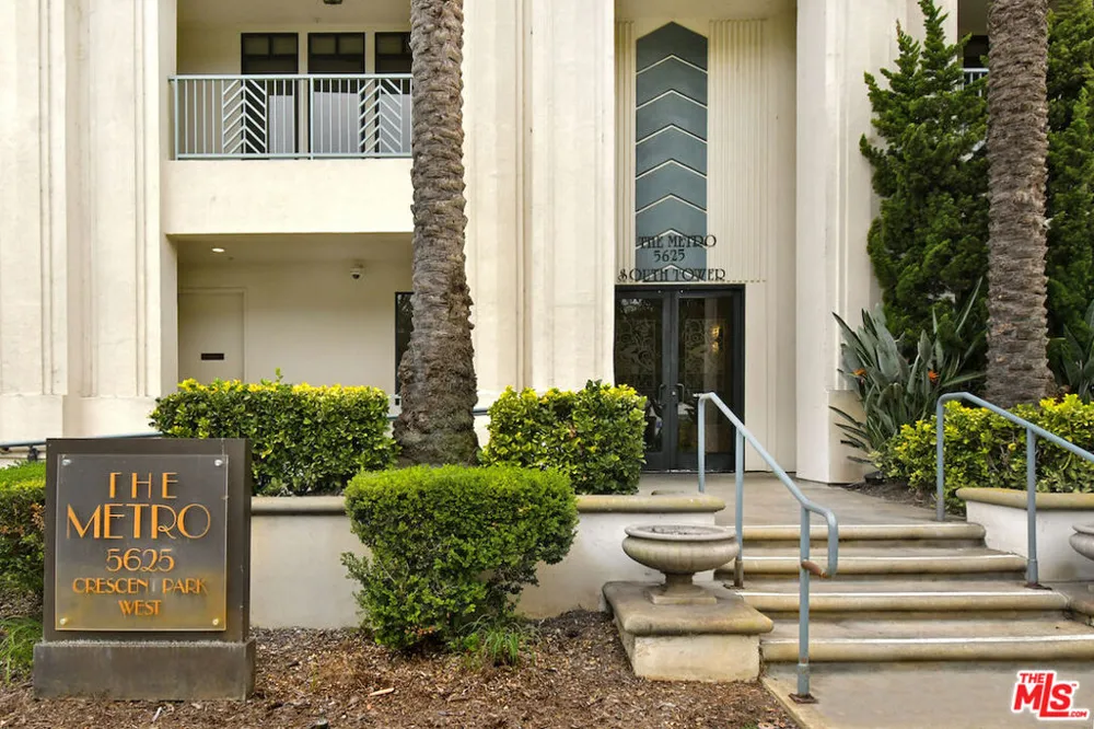 5625 Crescent Parkway #109 Playa Vista, CA 90094