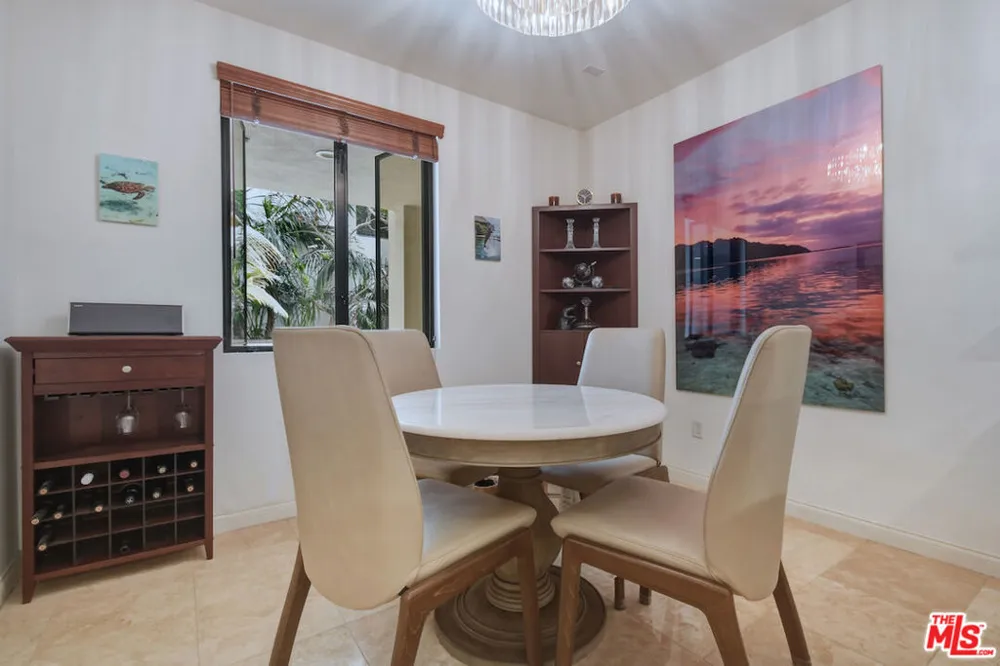 5625 Crescent Parkway #109 Playa Vista, CA 90094