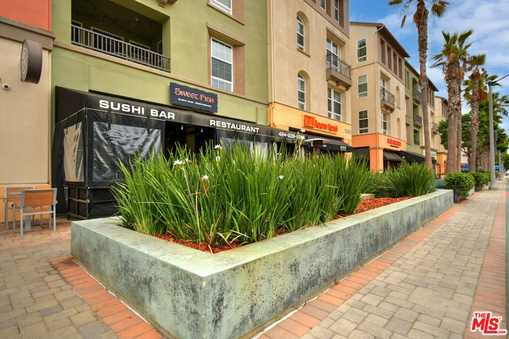 5625 Crescent Parkway #109 Playa Vista, CA 90094