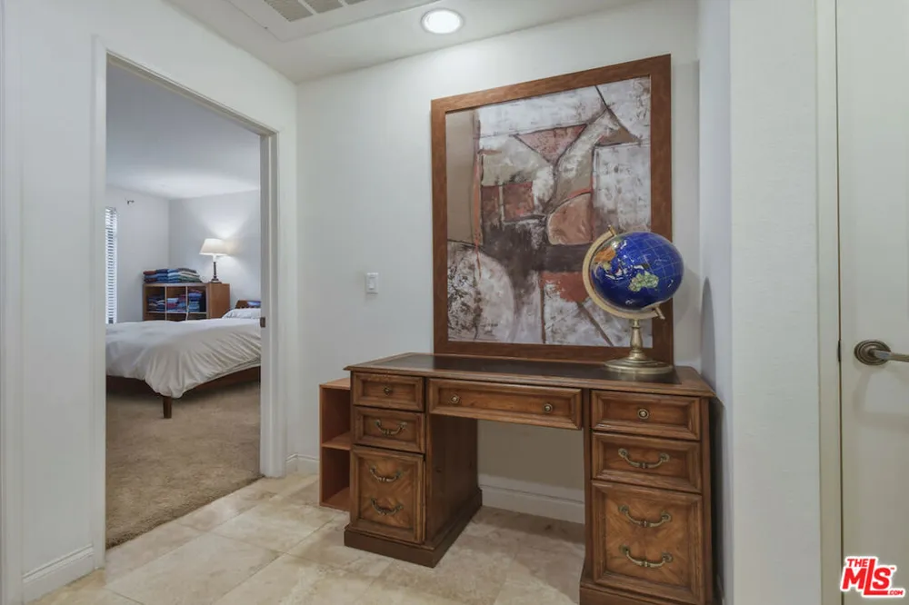 5625 Crescent Parkway #109 Playa Vista, CA 90094