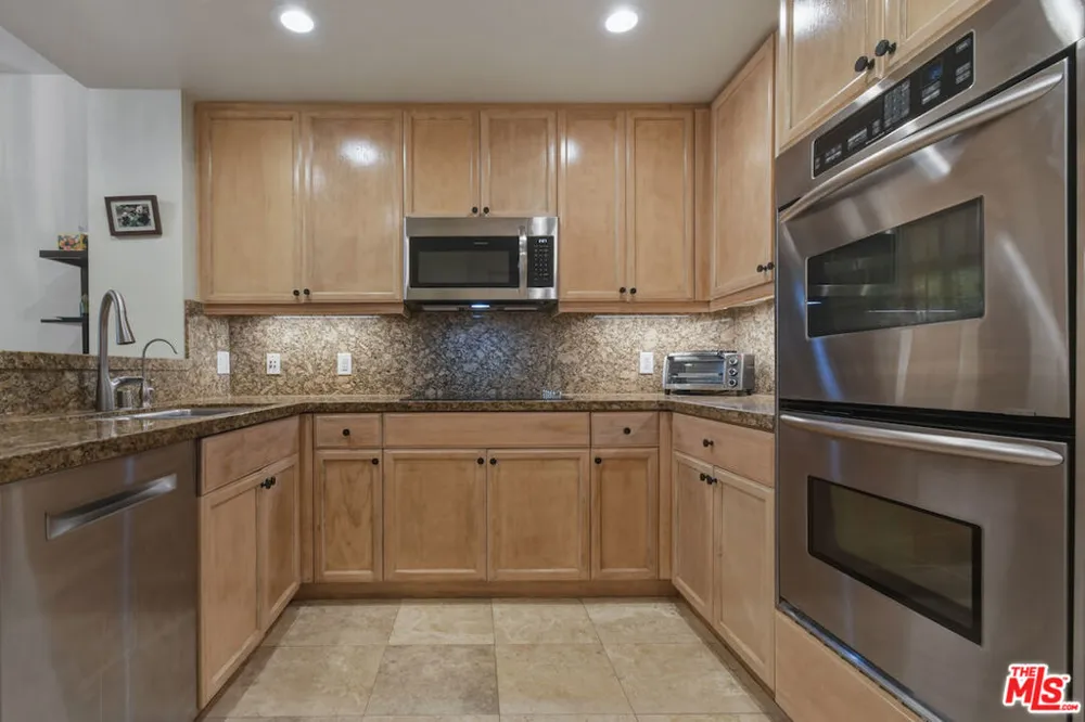 5625 Crescent Parkway #109 Playa Vista, CA 90094