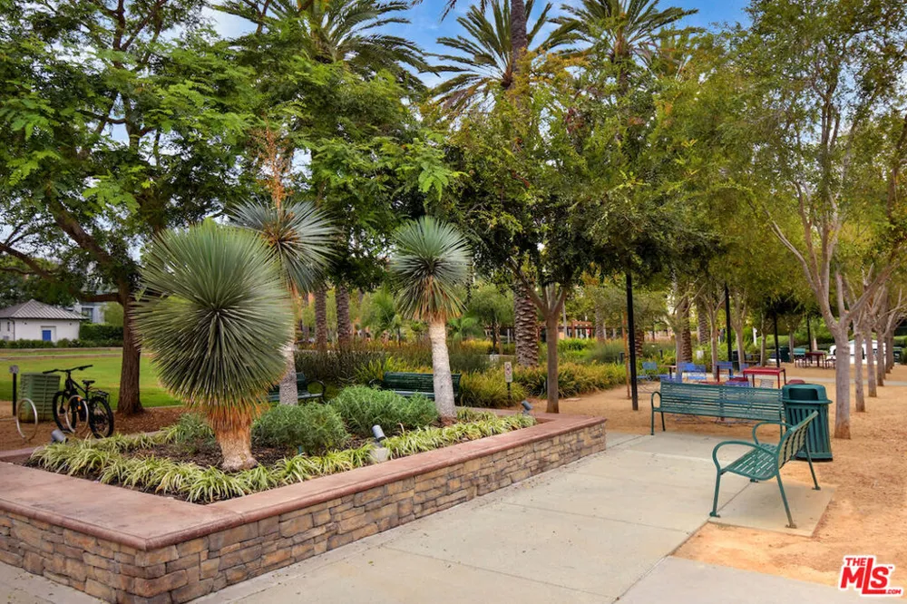 5625 Crescent Parkway #109 Playa Vista, CA 90094